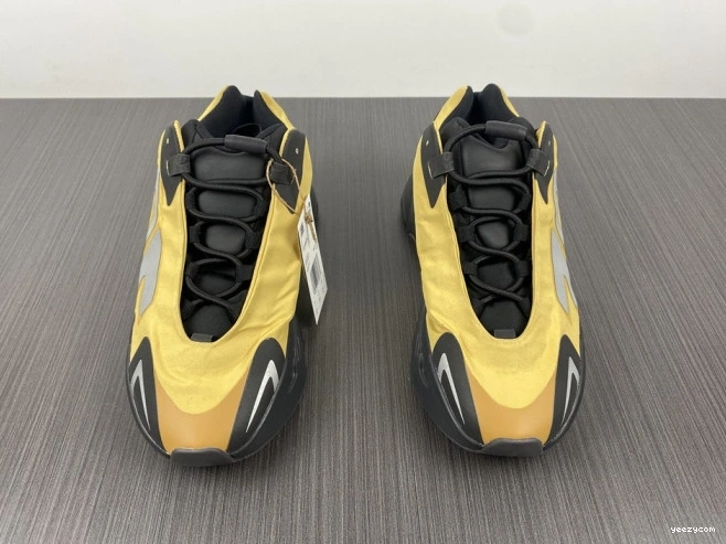 700 MNVN Flux' Boost 'Honey GZ0717 Yeezy 1206